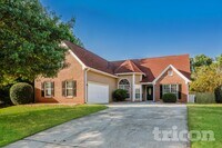 Building Photo - 2570 Harbins Mill Dr