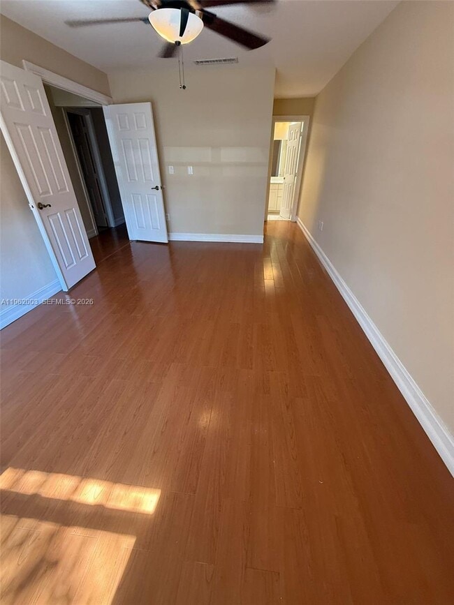 Building Photo - 3326 Farragut St