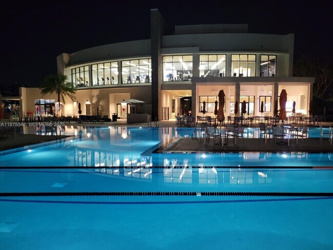 Building Photo - 7030 Islegrove Pl