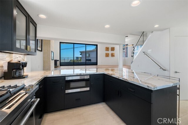 Building Photo - 31868 Circle Dr