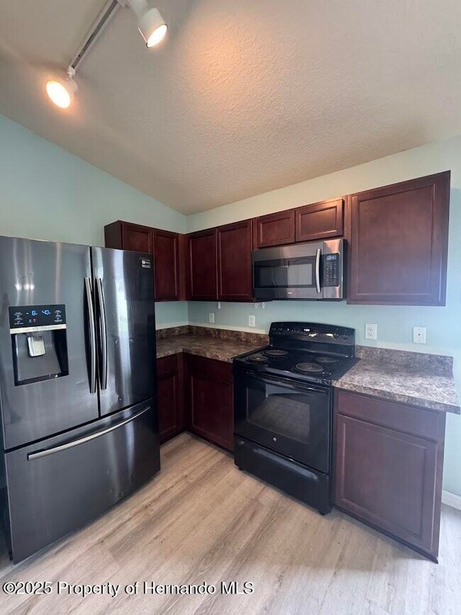 Building Photo - 4108 Monona Ave