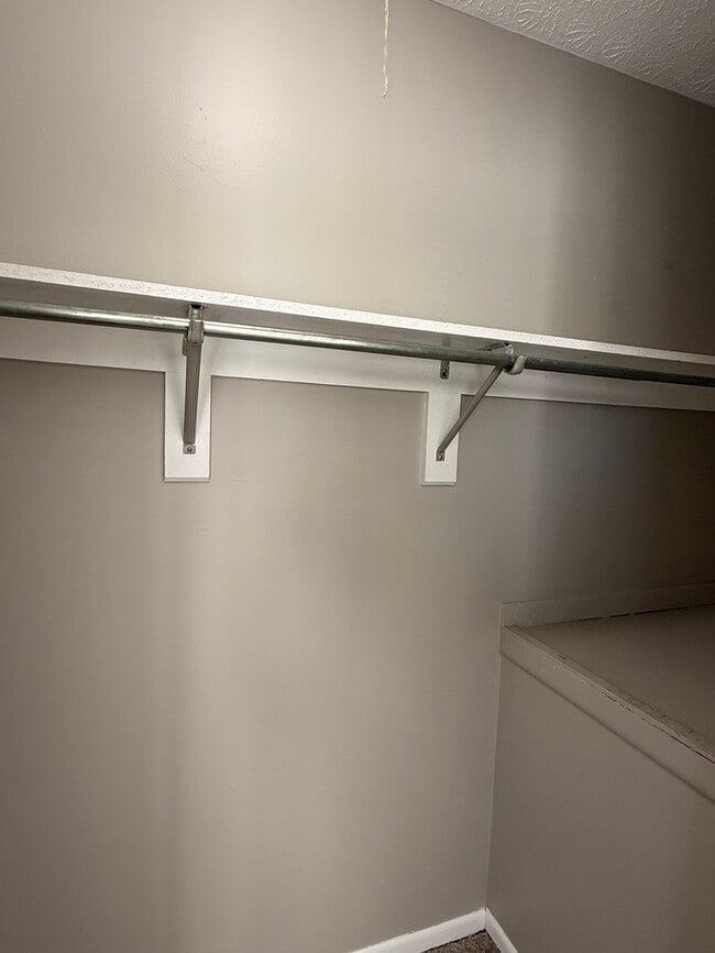 Building Photo - 2 bedroom townhome in Dublin Schools