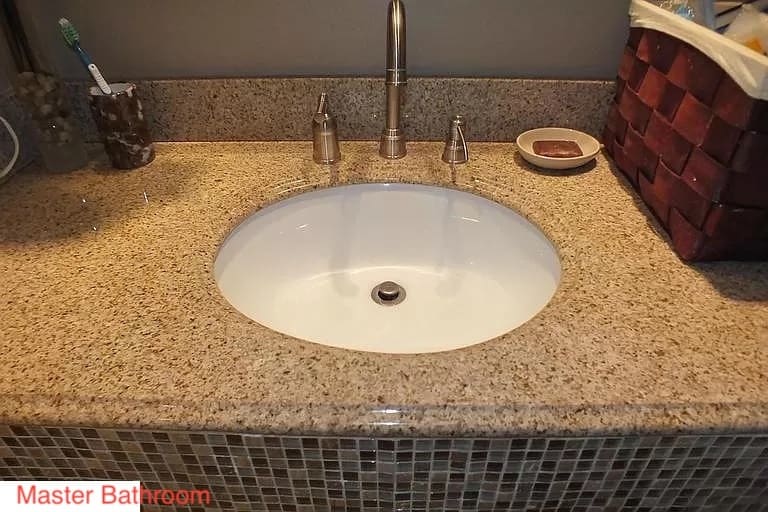 Master Bath - 11809 Rockaway Ln