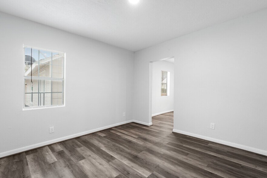 Building Photo - 7307 Avenue H