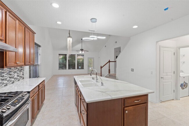 Building Photo - 24543 Carlton Springs Ln