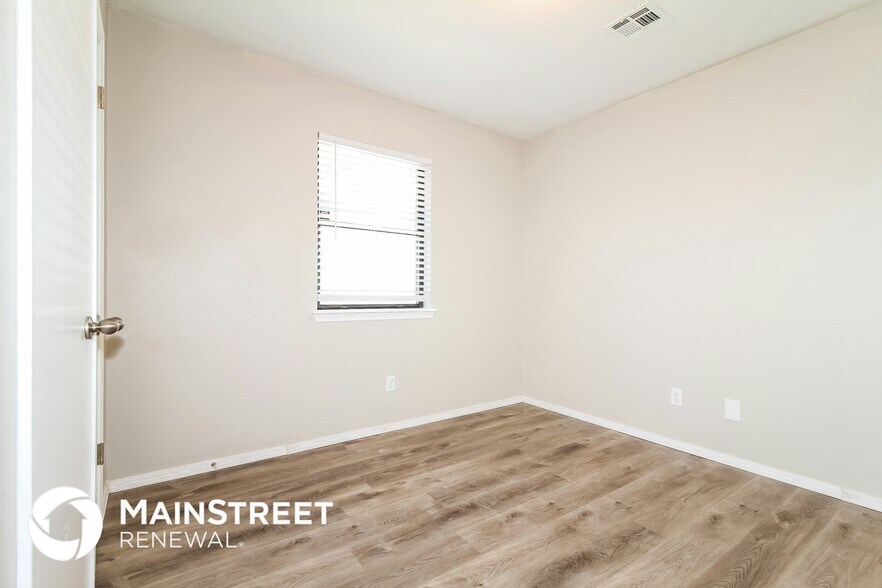 Building Photo - 317 NW 118th St