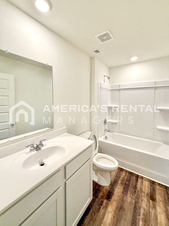 Building Photo - Spacious Single-Story Living in Vance, AL! View with 48 Hours Notice! REDUCED PRICE!  DEPOSIT PEN...