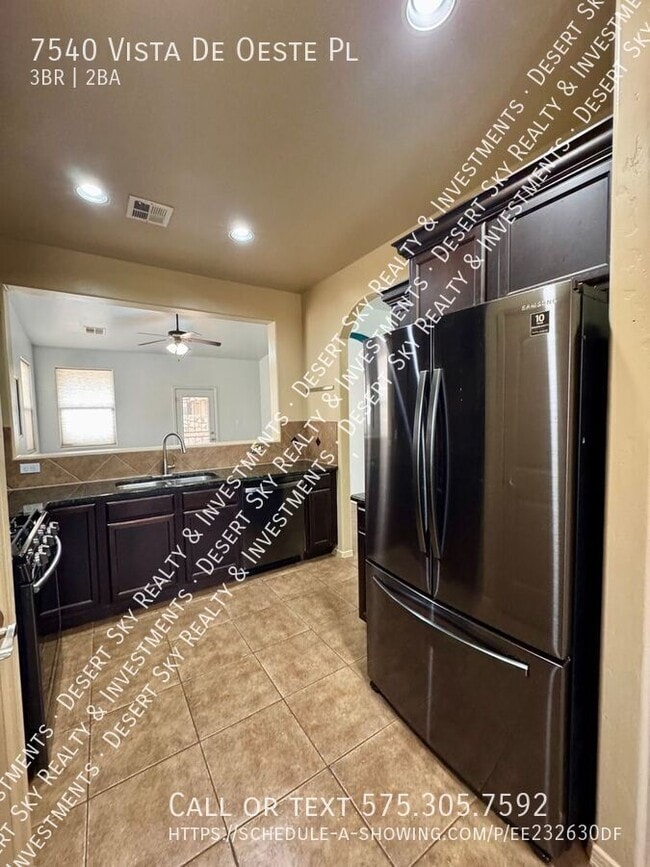 Building Photo - 7540 Vista de Oeste Pl