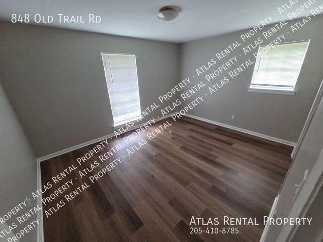 Building Photo - 848 Old Trail Rd