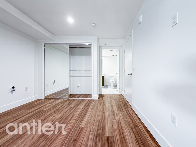 Building Photo - 1538 Purdue Ave