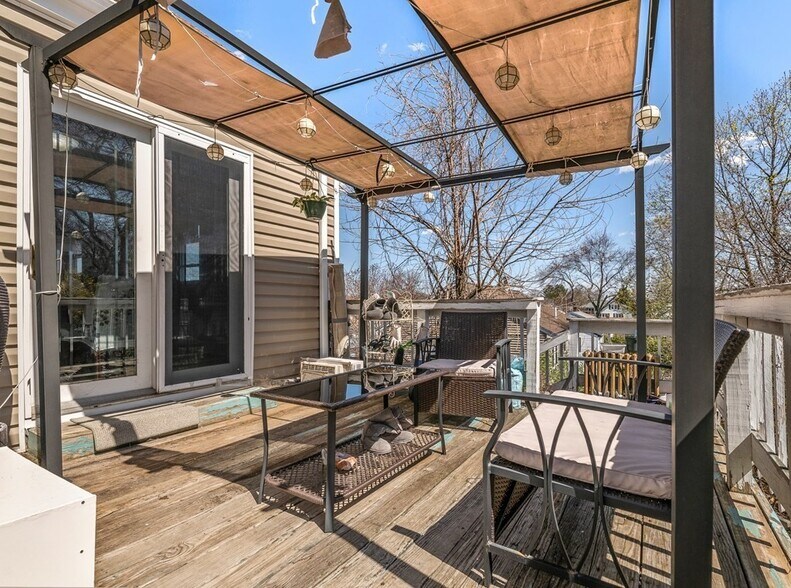 Building Photo - 107 Belle Ave