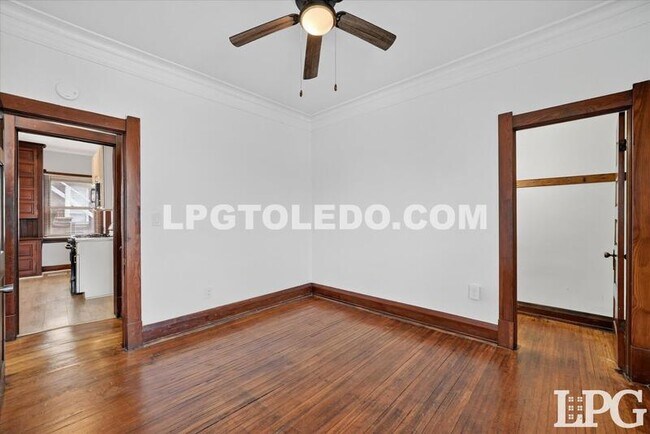 Building Photo - 414 Platt St