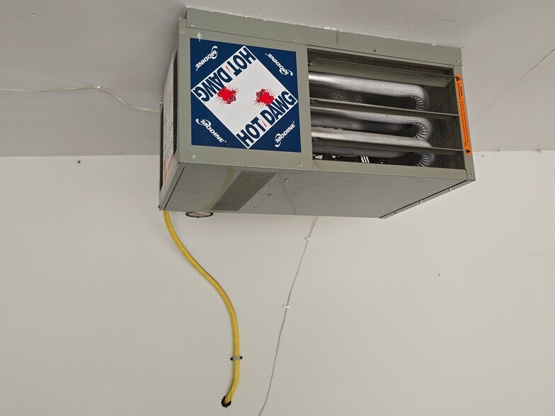 Garage Heater - 994 38 1/2 Ave W