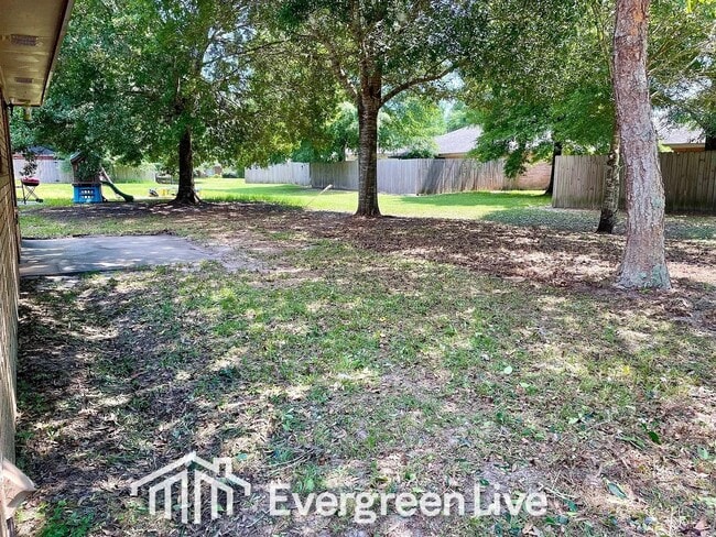 Building Photo - 37 Laiken Ct