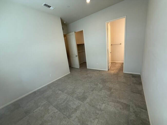 Building Photo - Dell Webb Home at Sun City ,3 Bedrooms, 3 Bathrooms, On Golf Course