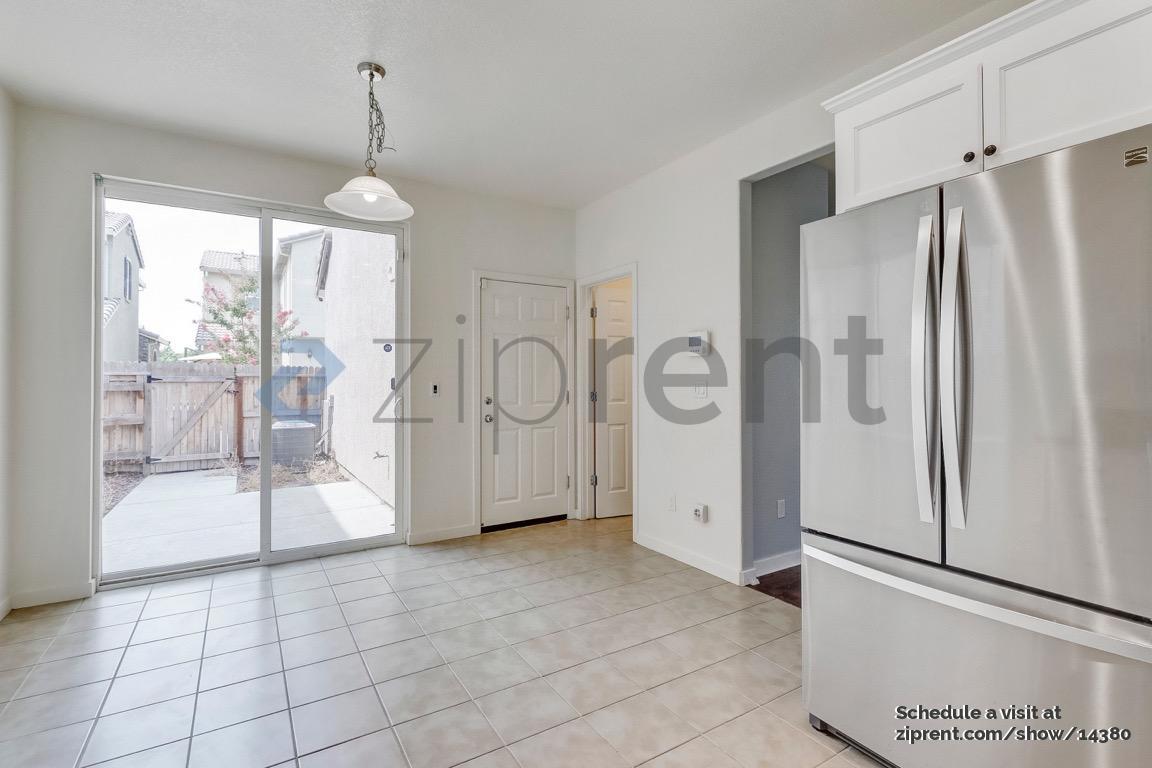 Building Photo - 1830 Yellowwood Ave