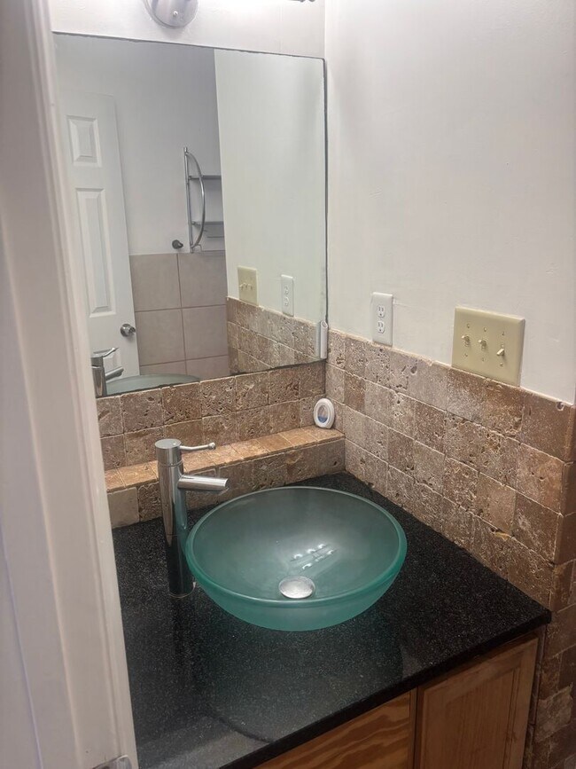 Building Photo - Great renovated 2 bedroom house in Boiling Springs!