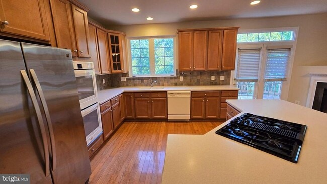 Building Photo - 43762 Lees Mill Square