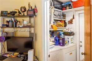 Building Photo - 7651 NW 74th Ave