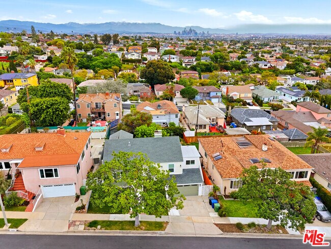 Building Photo - 5452 Harcross Dr