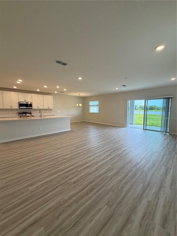 Building Photo - 827 Cypress Creek Run