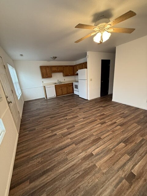 Building Photo - 2 bedroom 2 bath apartment for rent