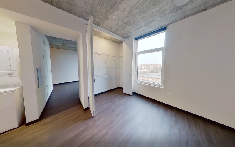 Building Photo - 158 N Ashland Ave