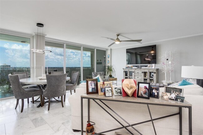 Building Photo - 1200 S Ocean Blvd