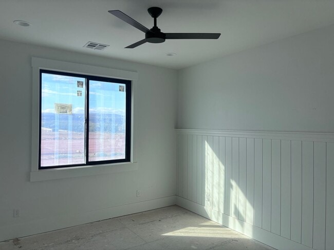 Building Photo - Brand New 6 Bed 4 Bath Rental Near Sand Hollow!