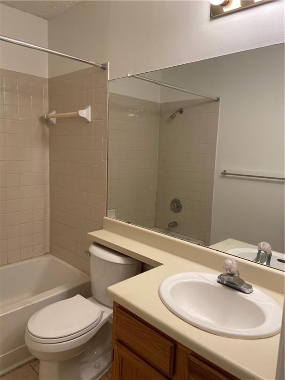 Building Photo - 11901 Swearingen Dr