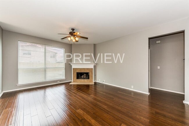 Building Photo - 2504 Prospect Hill Dr