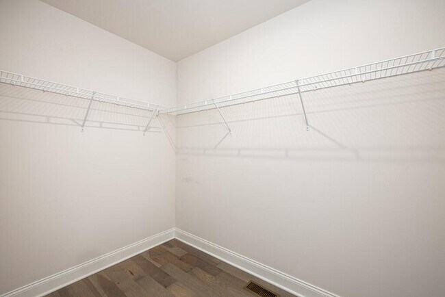 Building Photo - 3000 N Spurway Dr