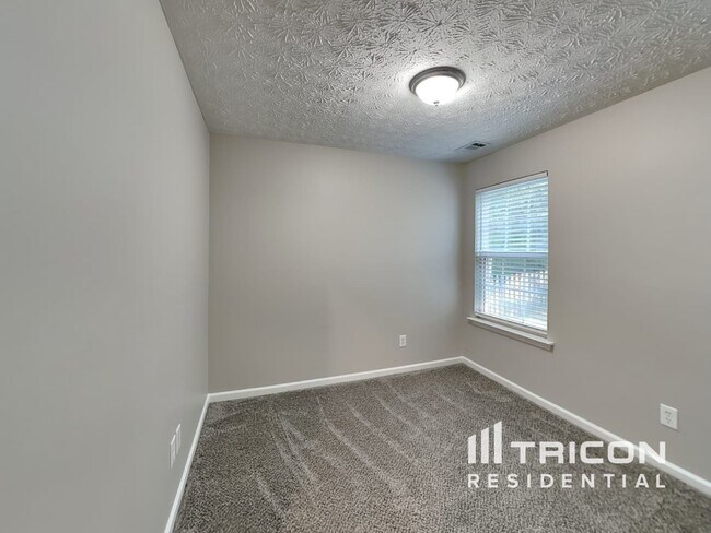 Building Photo - 138 Oak Grove Pl