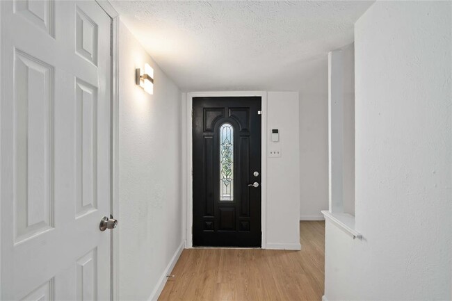 Building Photo - 17415 N Barker St