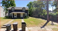 Building Photo - Recently renovated duplex 2 bed/1 bath only 1050.o