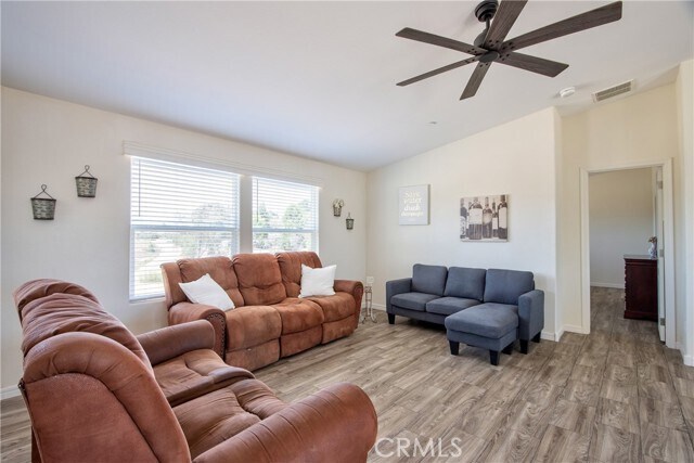 Building Photo - 35890 Meadow Ridge Rd