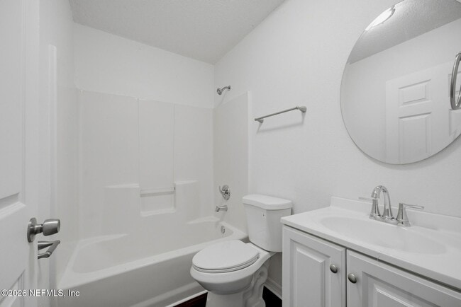 Building Photo - 2117 W 39th St