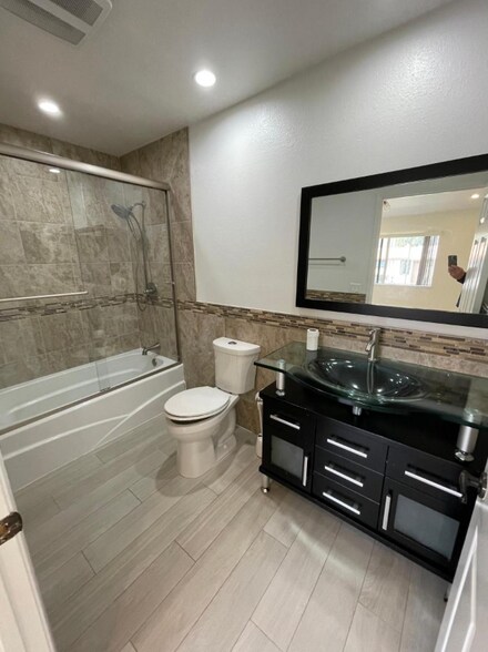 Building Photo - 26364 W Plata Ln