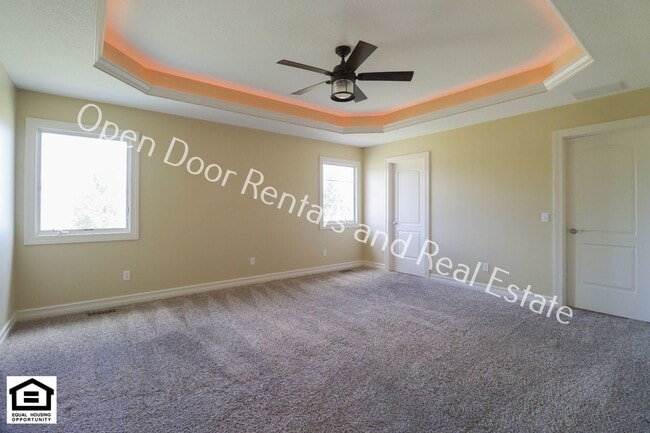 Building Photo - Coming soon! 50% off first months rent** W...