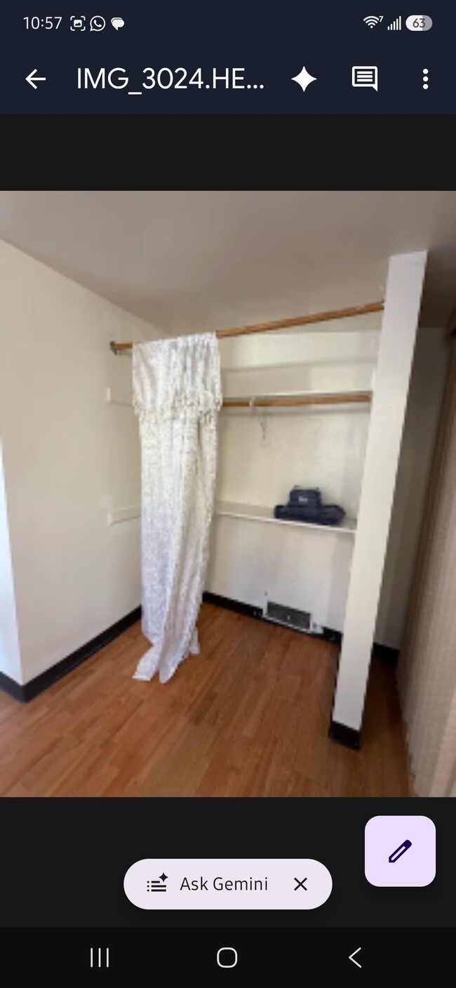 Building Photo - Mountain Room