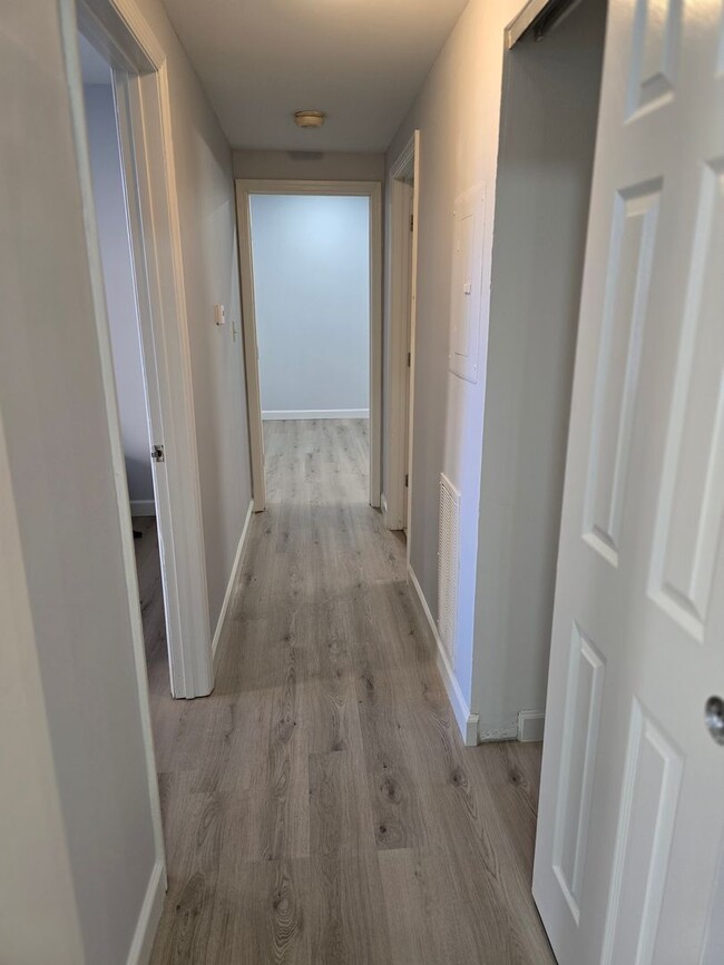 Building Photo - Beautifully renovated TWO-bedroom Condo on...