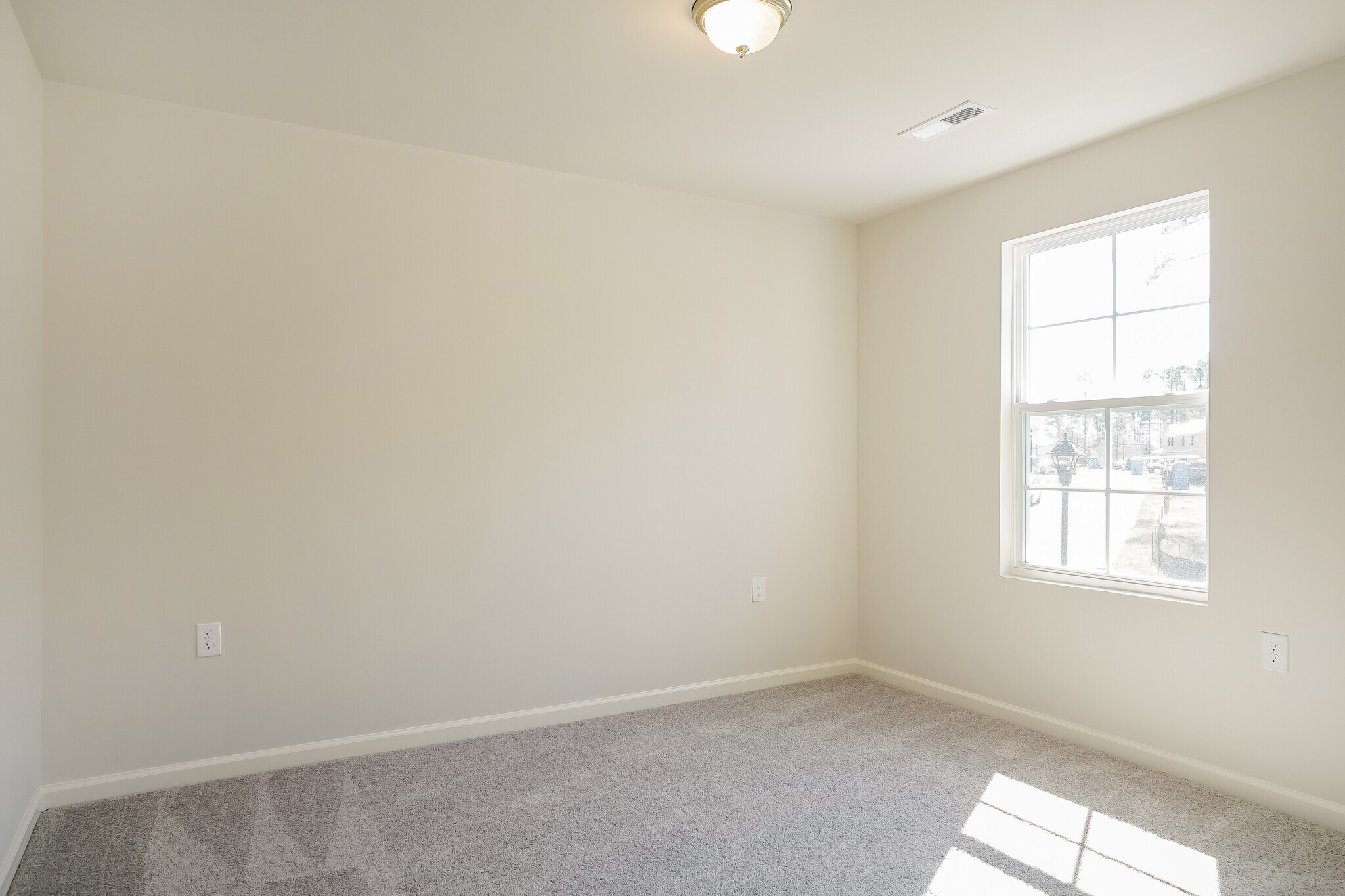 Building Photo - 2505 Kenton Ct SE