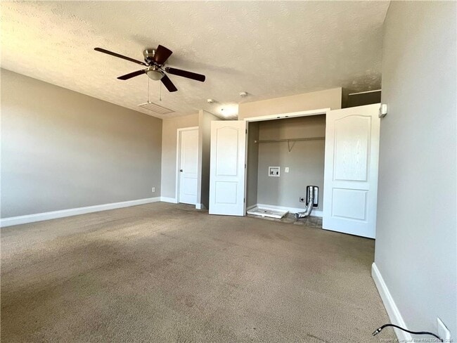 Building Photo - 240 Declaration Dr