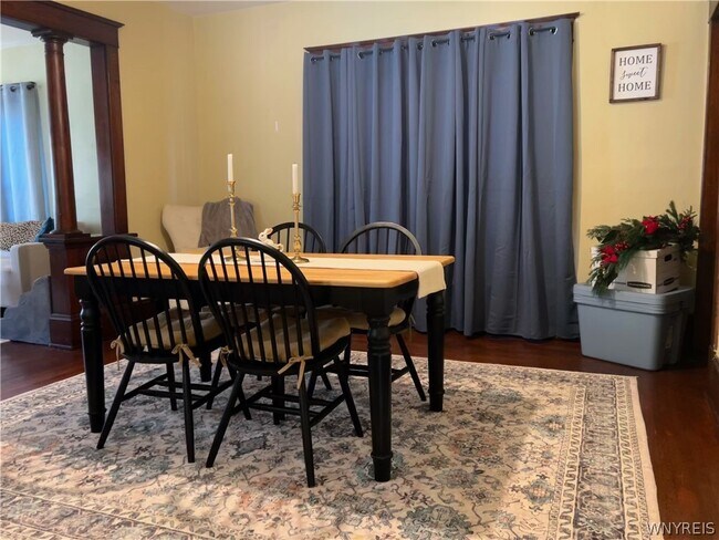 Building Photo - 18 Parkway St