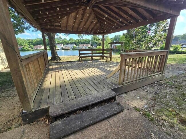 Building Photo - 7155 Coffeeville Cove