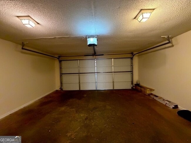 Building Photo - 414 Saddle Shoal Trail