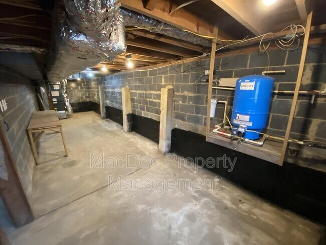 Building Photo - 11308 Gordon Rd