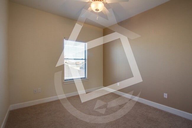Building Photo - Unique 4 Bedroom, 2.5 Bathroom Home for rent