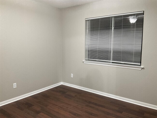 Building Photo - 43 N Merryweather Cir