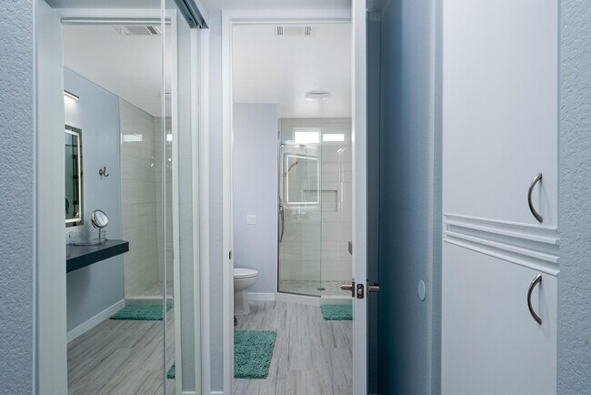 Building Photo - 67499 Toltec Ct